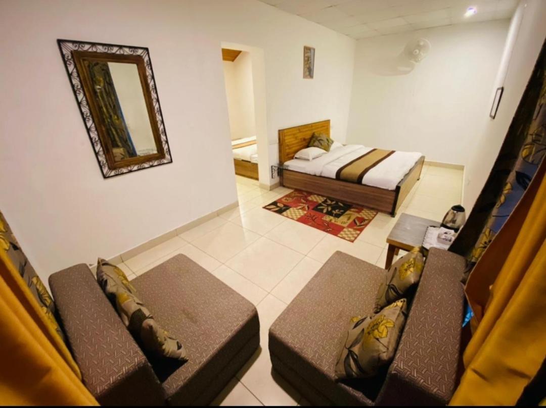 Mist N Meadows Resort Rājgarh Exterior photo
