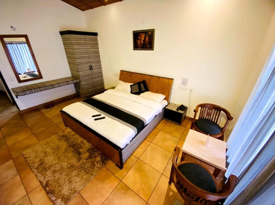 Mist N Meadows Resort Rājgarh Exterior photo