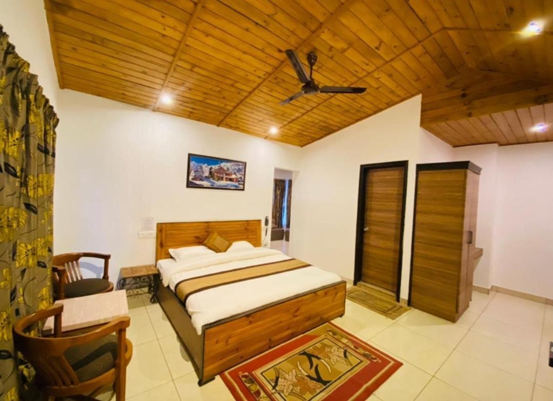 Mist N Meadows Resort Rājgarh Exterior photo