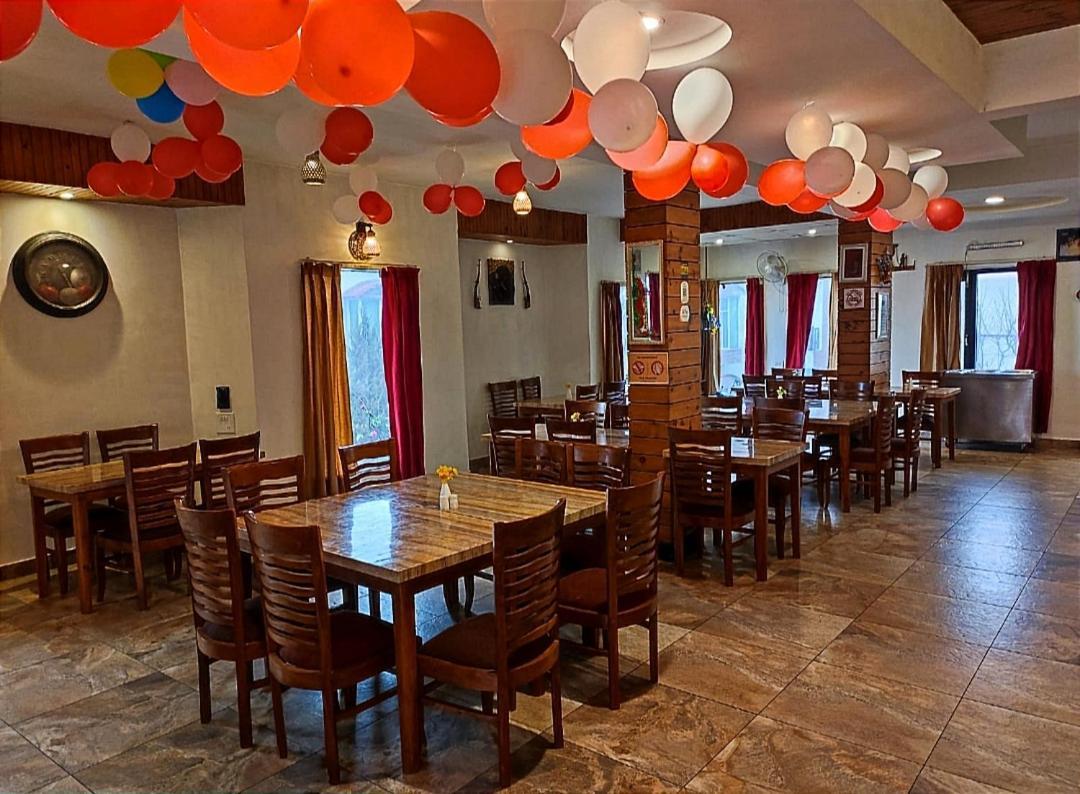 Mist N Meadows Resort Rājgarh Exterior photo