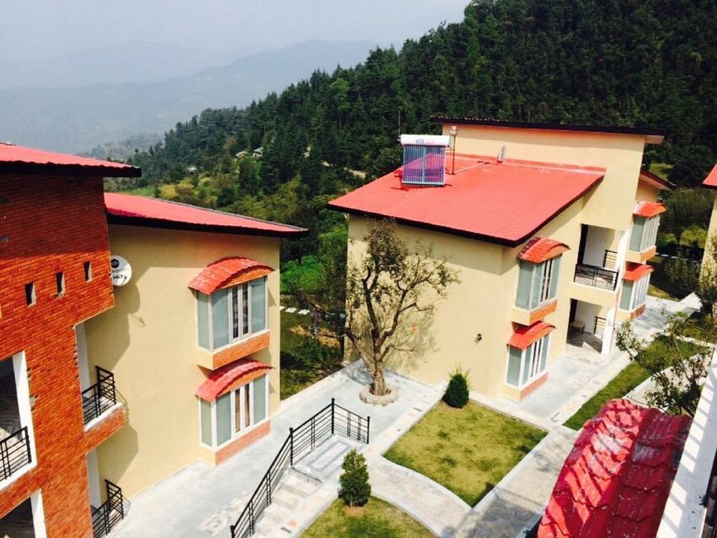 Mist N Meadows Resort Rājgarh Exterior photo