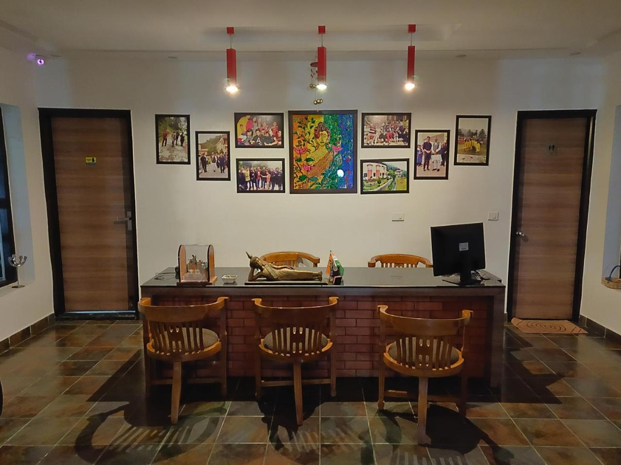 Mist N Meadows Resort Rājgarh Exterior photo